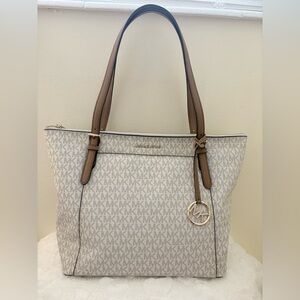 NWOT Michael Kors Beige and Brown Tote Bag With Duffel Bag.
